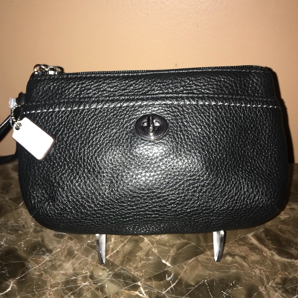 Authentic coach wristlet NWT